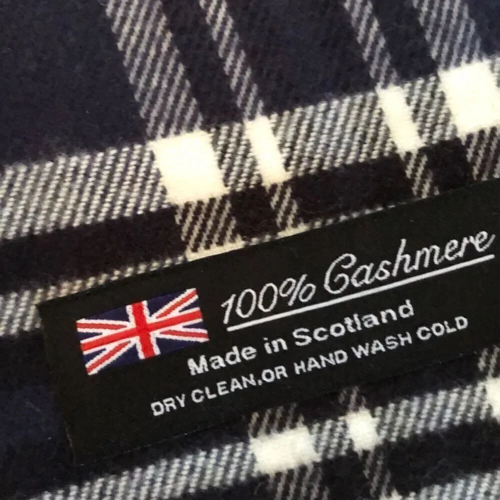 100% cashmere Blue plaid scarf made in Scotland
